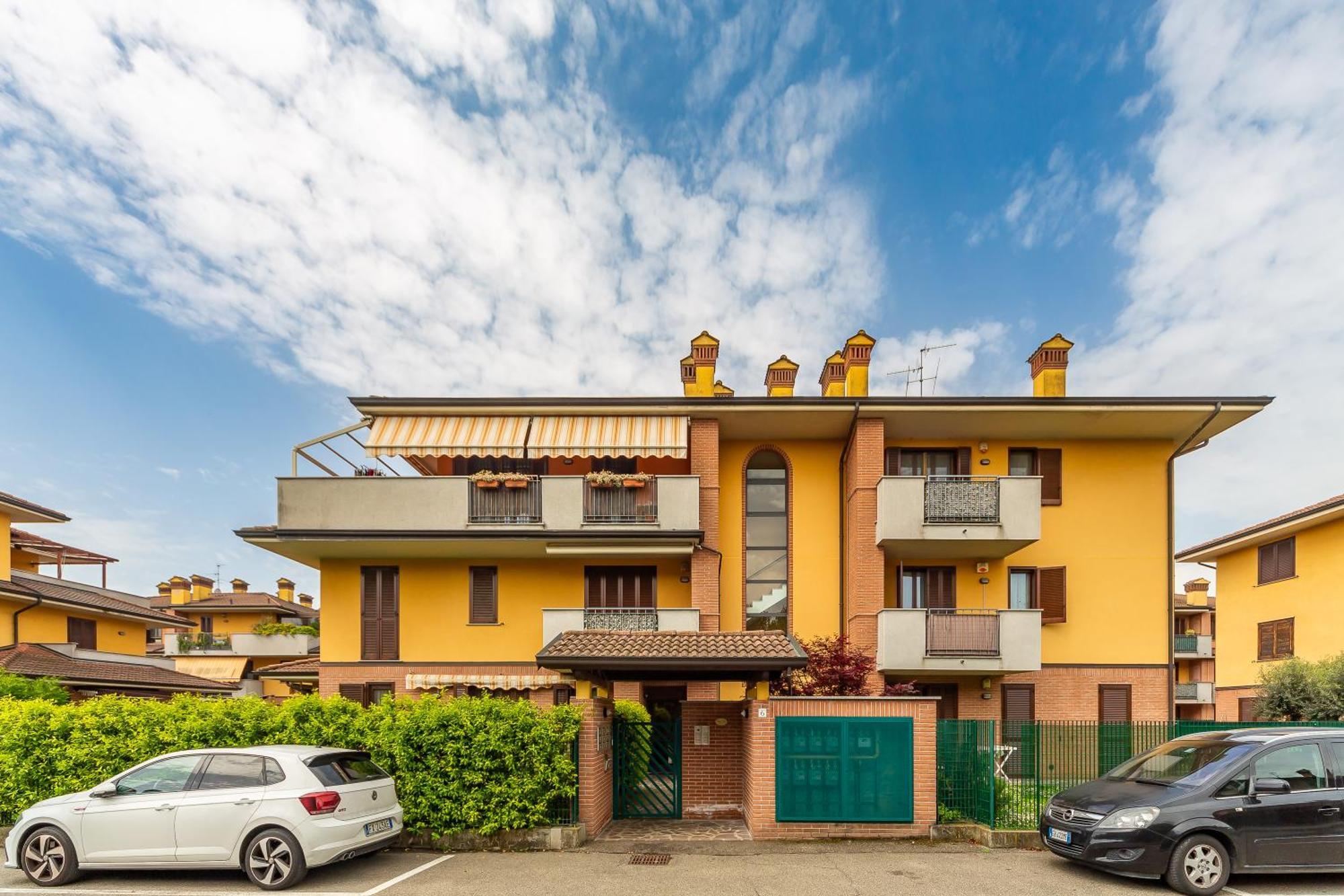 El Sol Residence - Modern House Near Milan Dresano ภายนอก รูปภาพ
