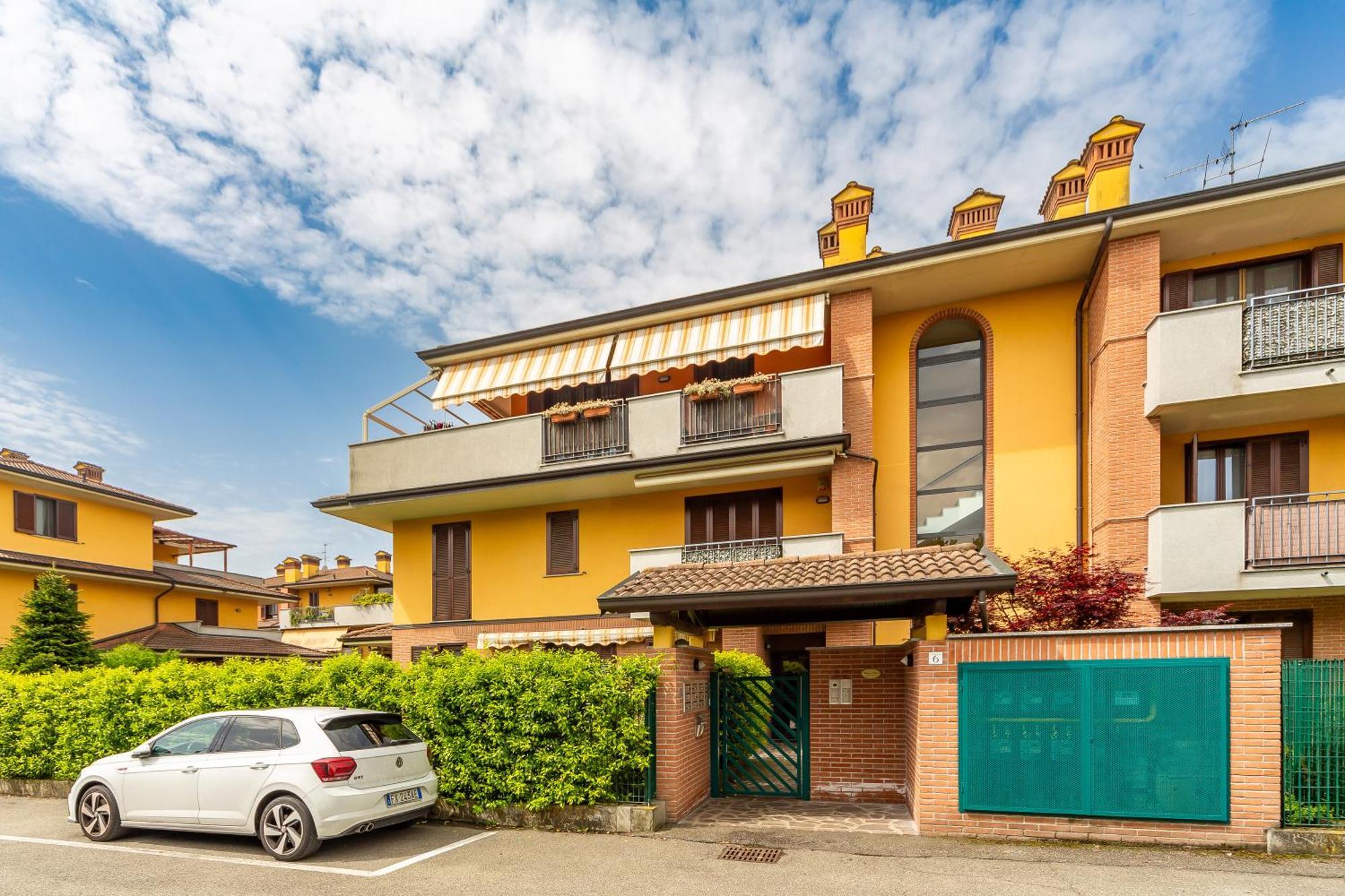 El Sol Residence - Modern House Near Milan Dresano ภายนอก รูปภาพ