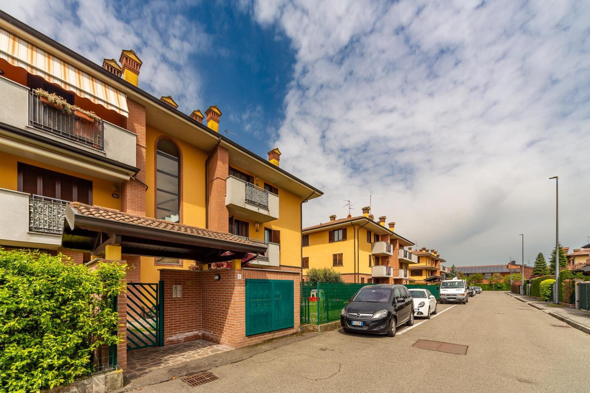 El Sol Residence - Modern House Near Milan Dresano ภายนอก รูปภาพ