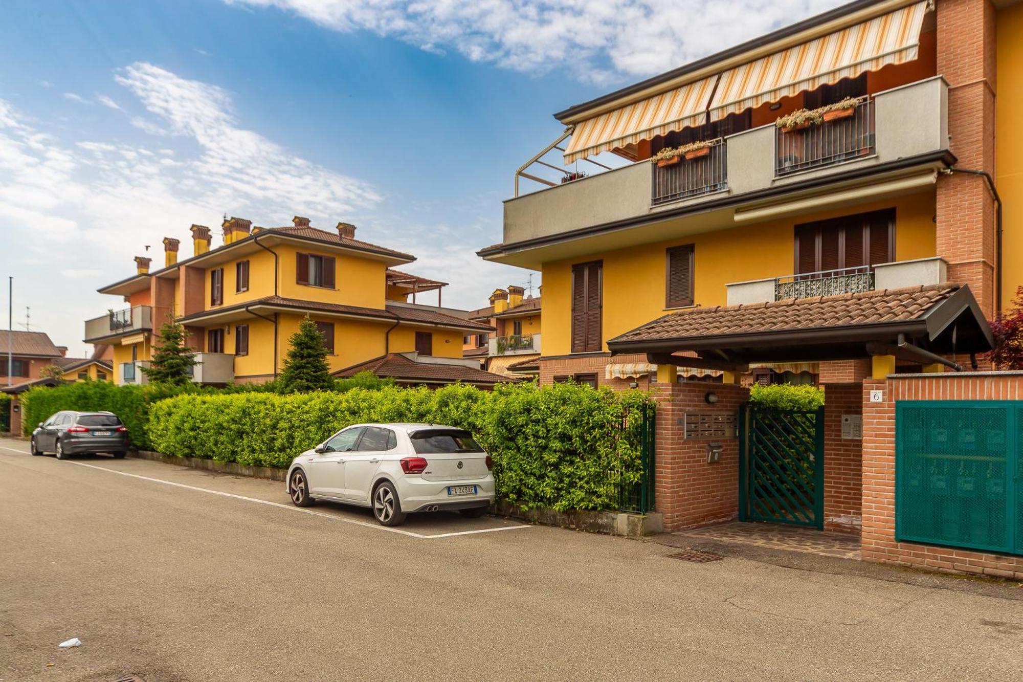 El Sol Residence - Modern House Near Milan Dresano ภายนอก รูปภาพ