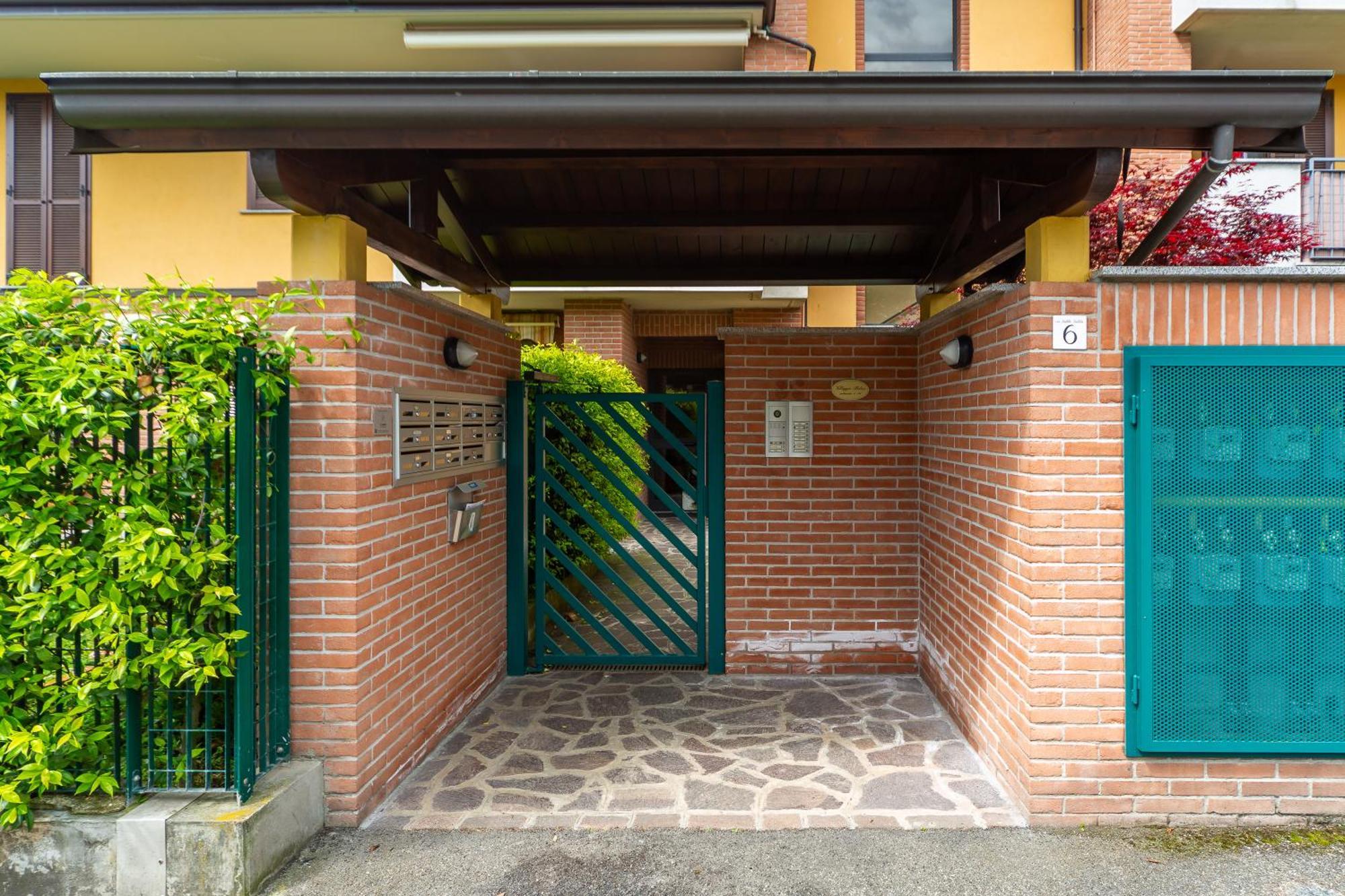 El Sol Residence - Modern House Near Milan Dresano ภายนอก รูปภาพ